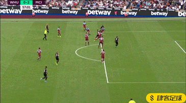 德转预热国米前锋博尼身价上涨：最低2500万欧，最高4000万欧