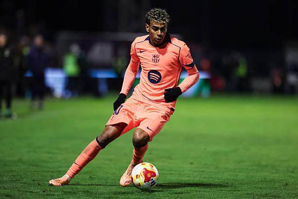 记者：申花队已于昨晚返回上海，迎来5天假期进行休整